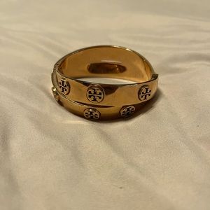 Tory Burch bracelet. Authentic.